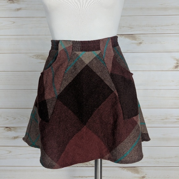 Vintage Dresses & Skirts - Vintage Wool Plaid Pocketed Skirt